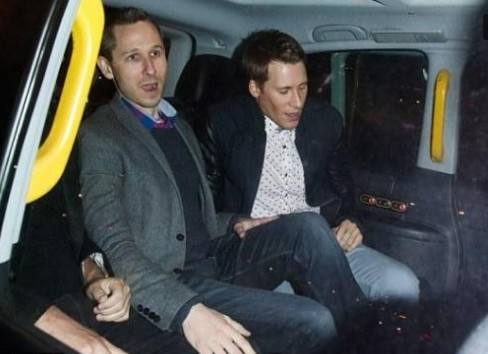 国外对同性恋有多恐慌？看到治疗它费了多大劲你就明白了！