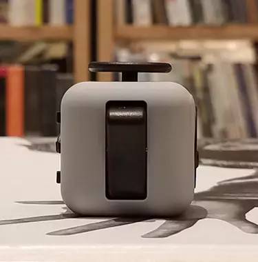 专职手瘾一百年的小物件