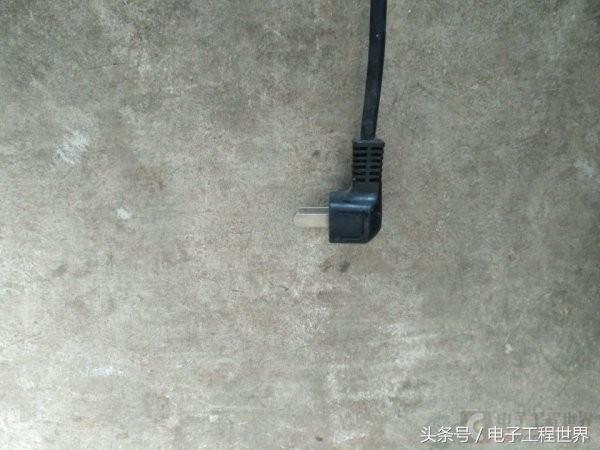 电暖风机拆解视频教程,500瓦以下的暖风机拆解