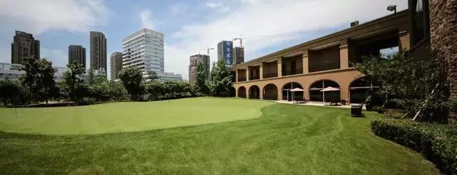 香港人均200西餐厅 (广州人均200西餐厅)