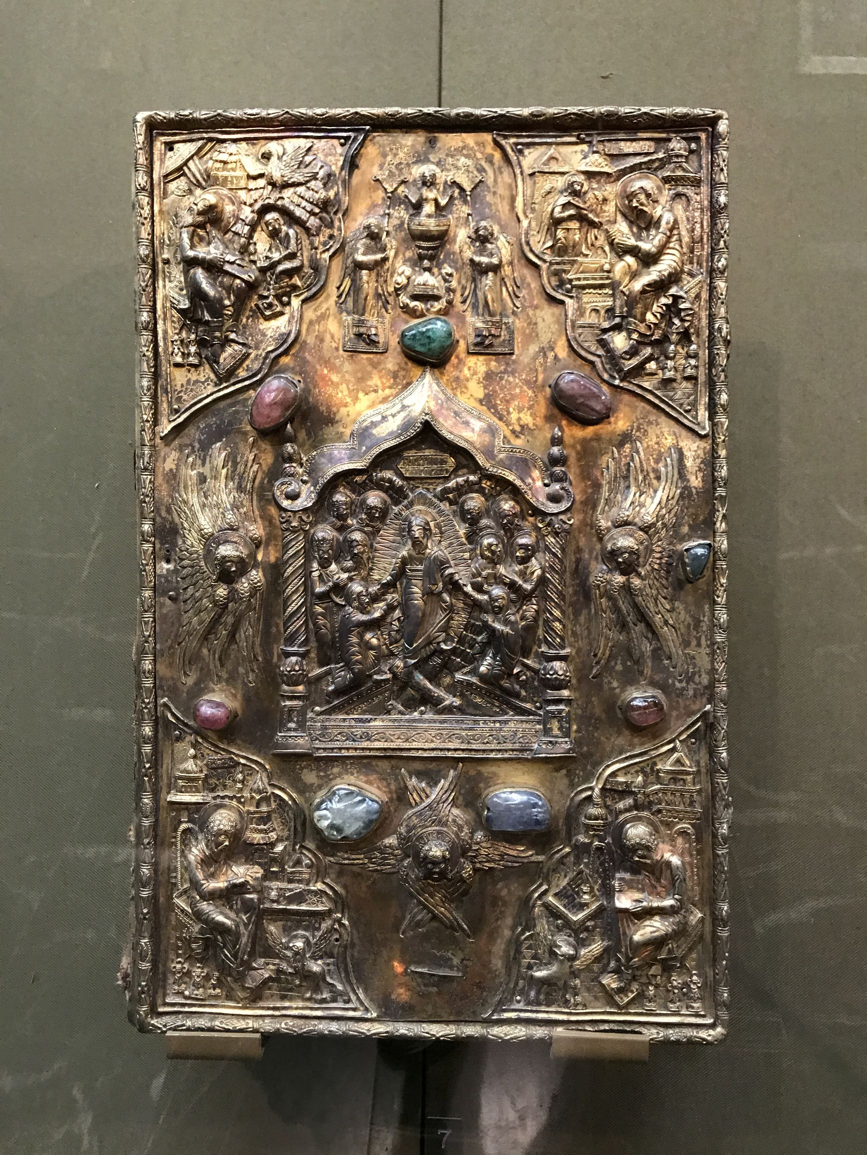 教堂里“神秘又惊悚”的宝物——俄罗斯艺术之旅之三