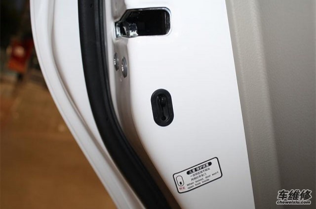 汽车遥控钥匙打不开车门的原因,汽车车门打不开机械钥匙也打不开