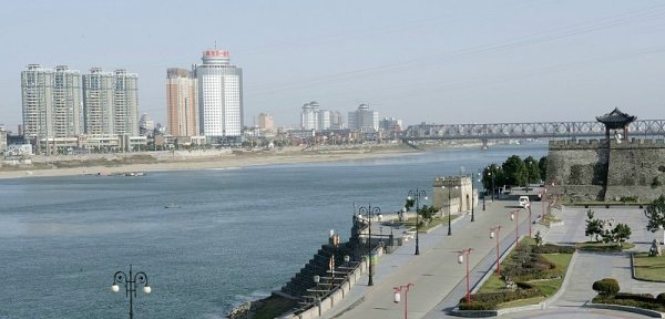 盖房的心酸和难处只有自己知道,父母盖房子的心酸感悟