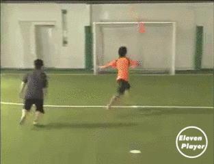 新手变向过人技巧足球,88种足球过人方法