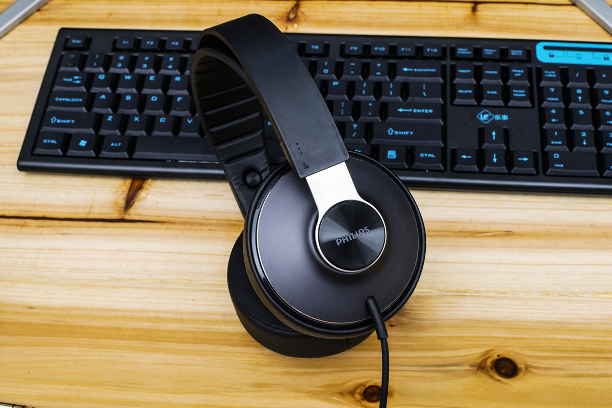 飞利浦shp8000与shp9000对比,飞利浦shp5000能玩吃鸡吗