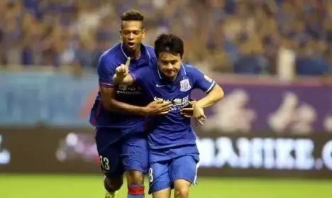 沪上德比最新比赛,上海滩德比一触即发谁是沪上老大