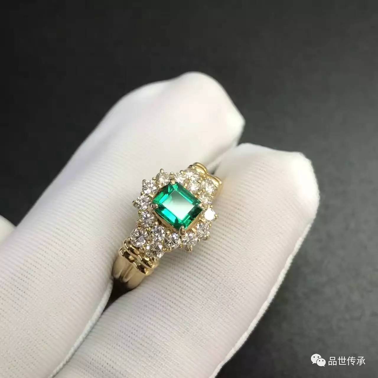 祖母绿戒指女款,祖母绿戒指