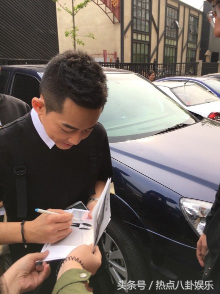 绝了！歌迷提醒苏醒不要不务正业，苏醒的回复让人无话可说啊！