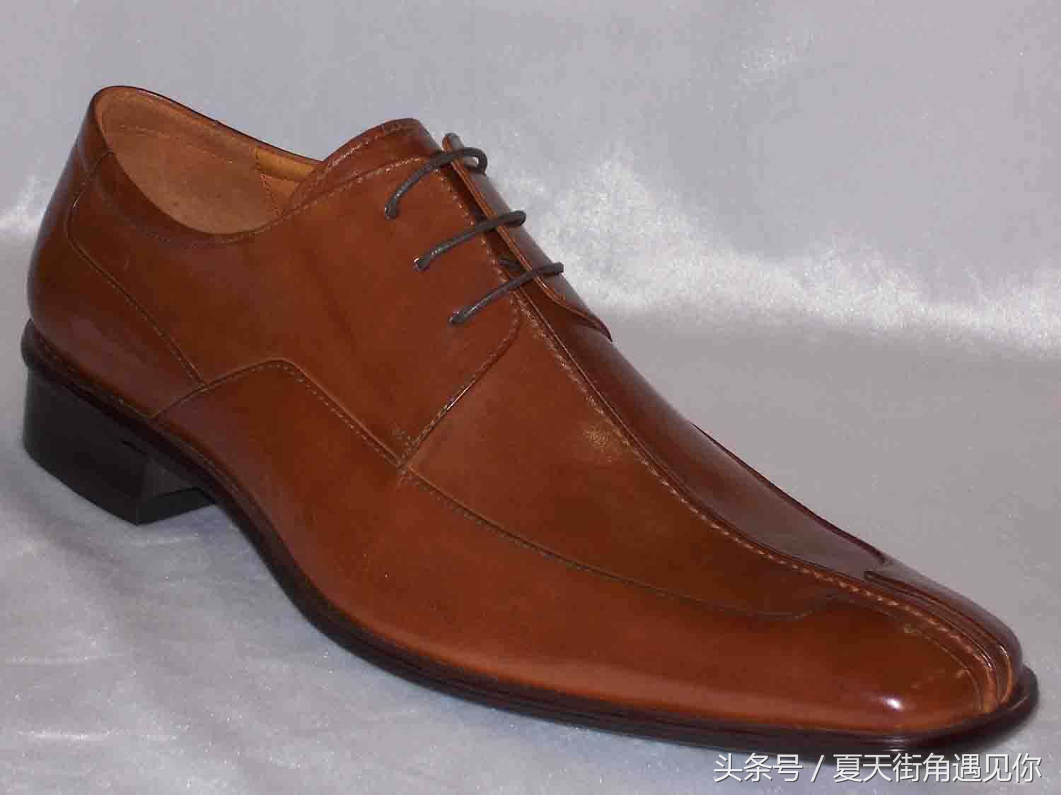 皮鞋发霉了对身体有害吗,皮鞋发霉了怎么处理呢