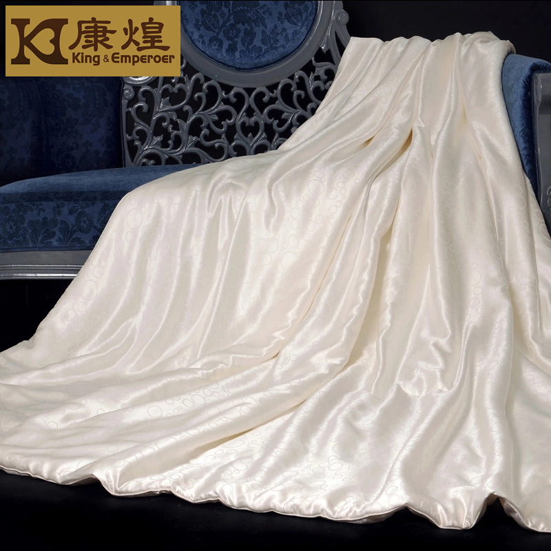 蚕丝被十大品牌哪个好？蚕丝被品牌如何比较？