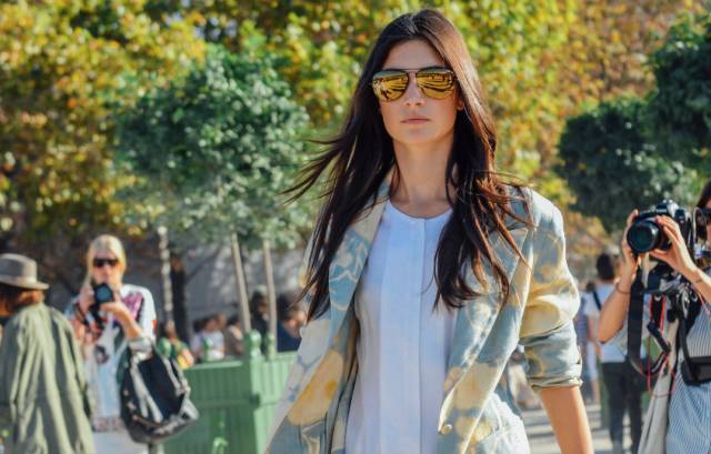 如何判断自己适不适合戴墨镜,怎么判断自己适不适合戴墨镜