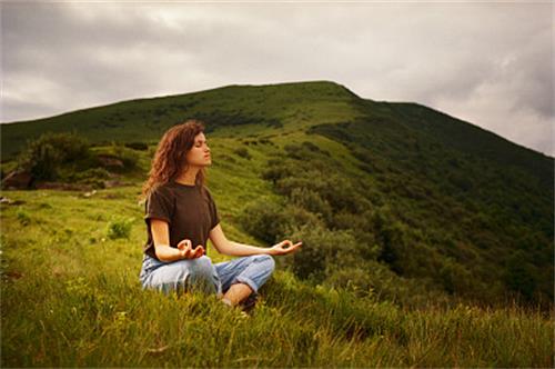 腰间盘突出治愈真实案例,腰间盘突出发病时正确锻炼方法