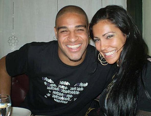 巴西足球巨星死,去世的巴西足球传奇巨星