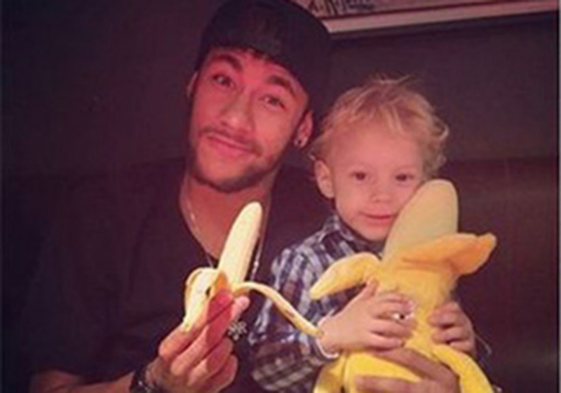 宸磋タ榄旂考闃垮皵缁存柉,闃垮皵缁存柉閲嶅洖宸磋惃棣栫悆