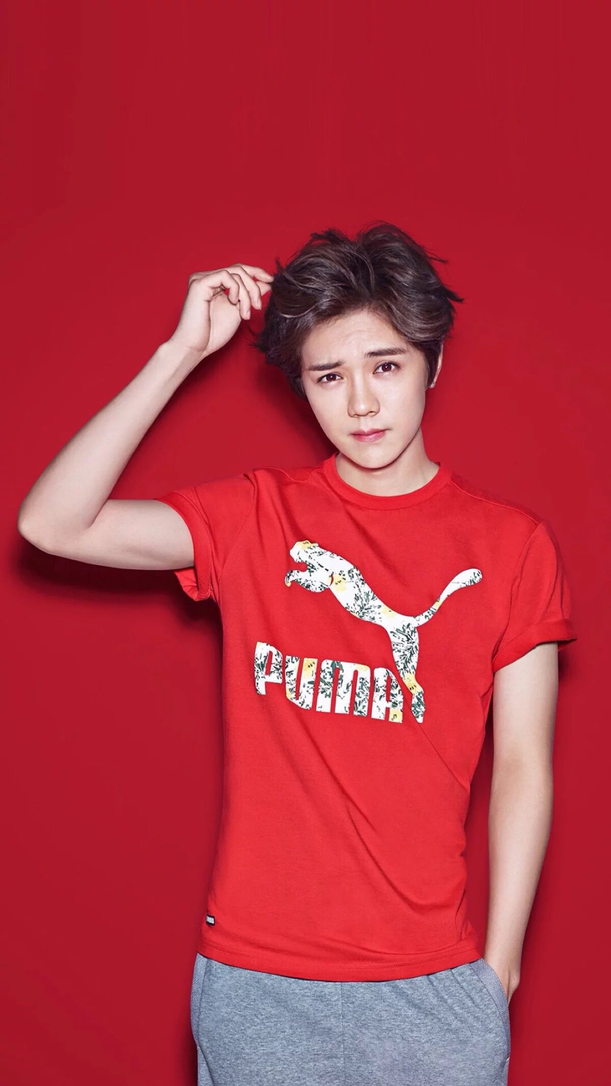 鹿晗壁纸高清全屏无水印,鹿晗最新壁纸高清无水印