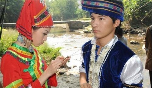 田埂上的梦卓君教学,田埂上的梦想卓君现在怎么样了