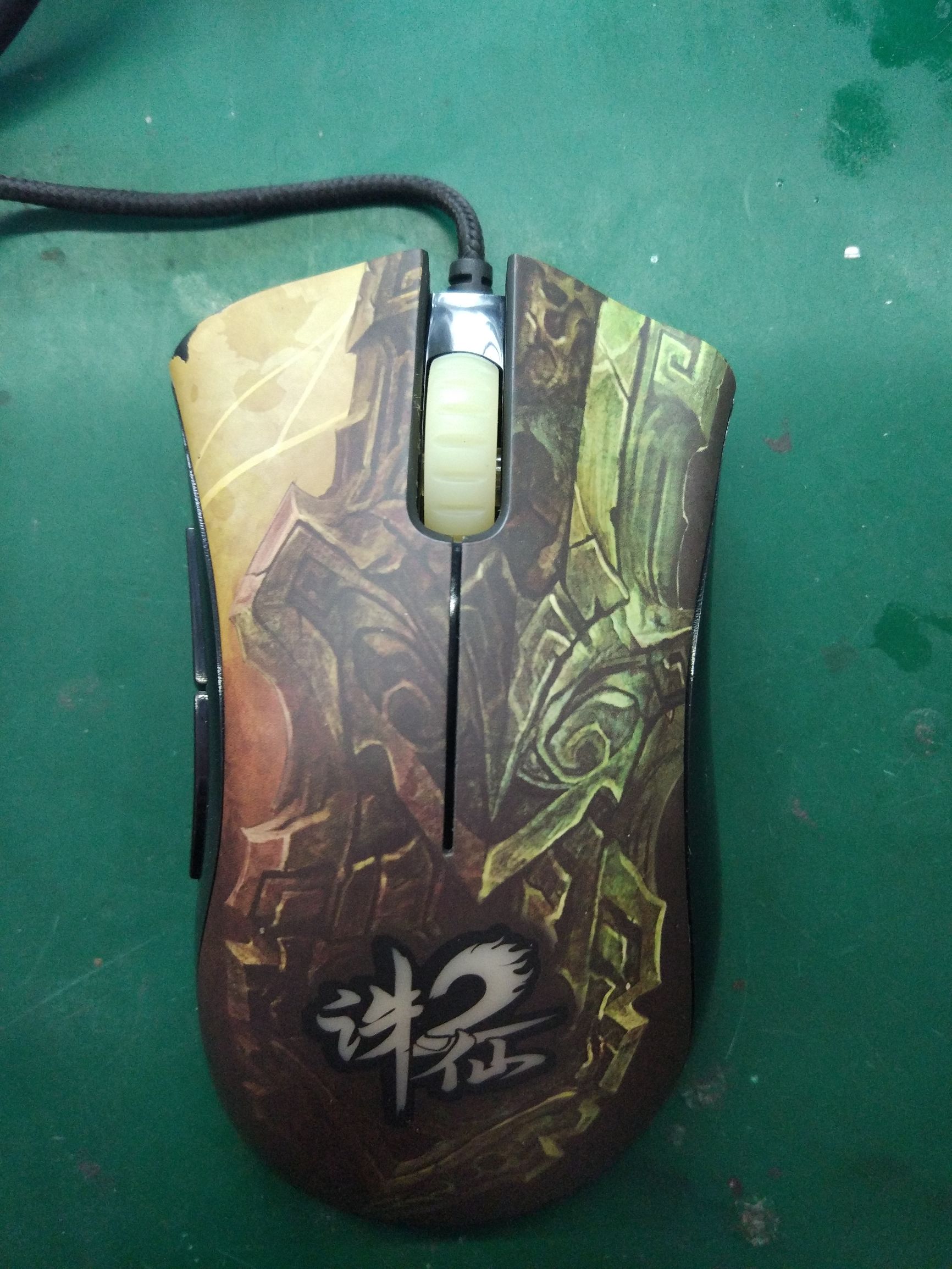 一百多炼狱蝰蛇鼠标推荐,拆一个鼠标视频