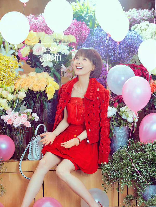 原来Fendi才是曲筱绡和安迪的最爱！