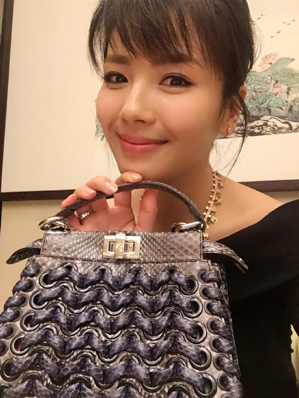 原来Fendi才是曲筱绡和安迪的最爱！