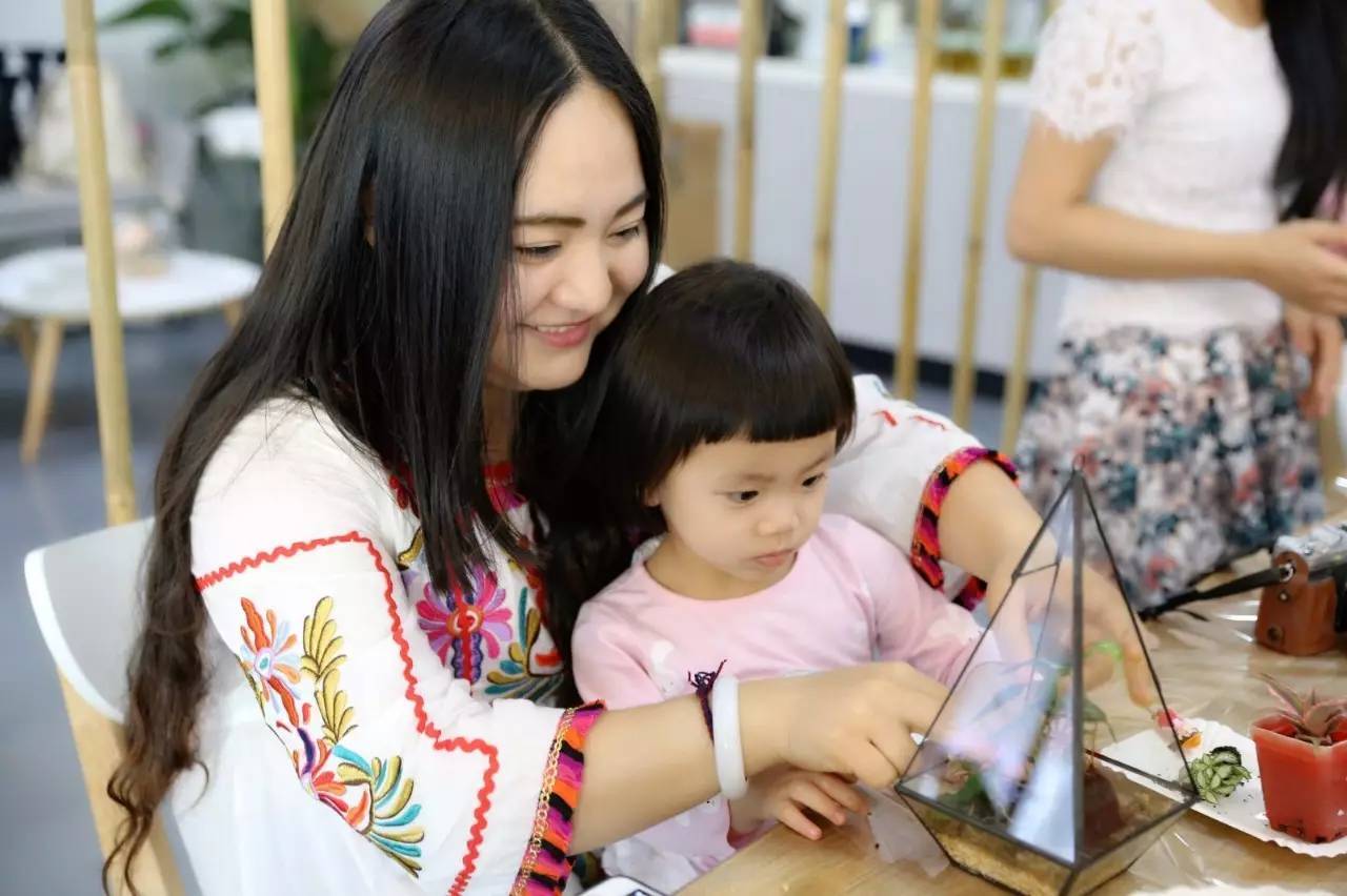 放假了，孩子真的没人带