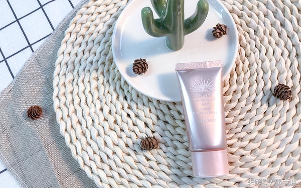 夏日将临，让我们给32款防晒品做一个评测哦！（下篇）