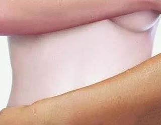 提亮肤色保湿持久的粉底,bobbibrown弹润滋养光泽粉底