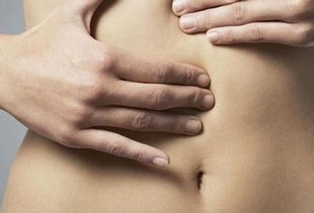 雷人！女子便秘难忍报警求助其实可以这样做