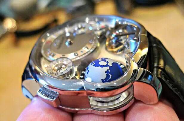 手表为什么这么好看呢,经典的手表新潮的手表你喜欢哪种