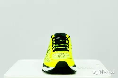 李宁减震稳定跑鞋测评,李宁低帮减震跑鞋测评