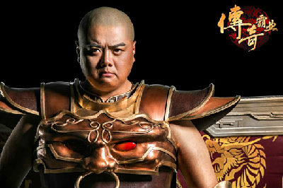 他体重两百多斤从未做过主演却集艺人编剧导演于一身