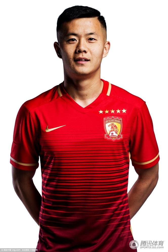 广州恒大新赛季官方写真照图片,恒大赛季最霸气的海报