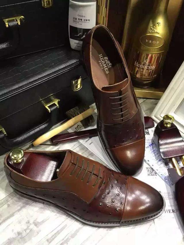 世界皮带十大奢侈品牌图案 (世界十大奢侈女包品牌排行榜)