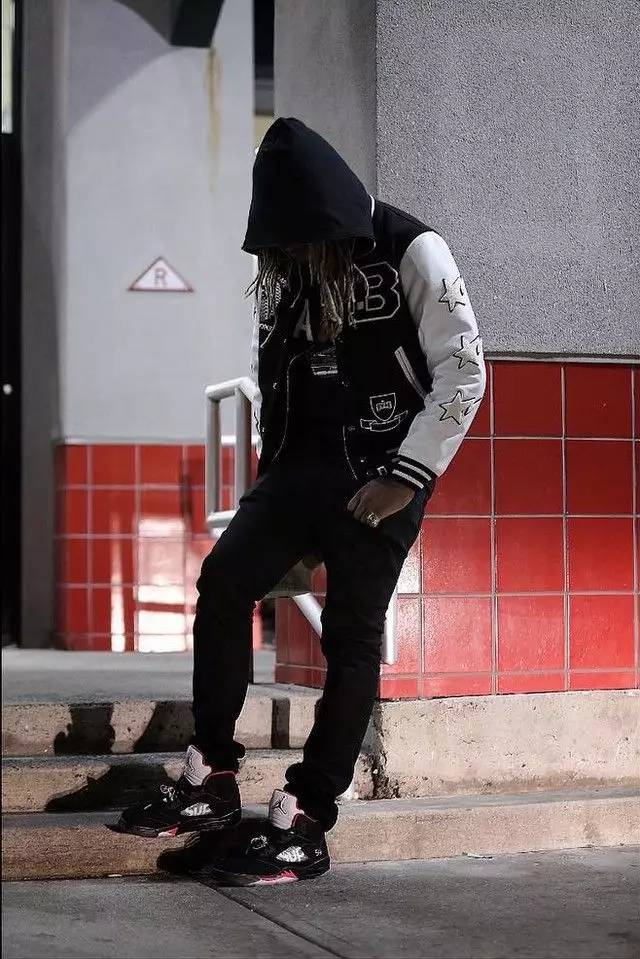 盘点2022年大牌畅销运动鞋,23年最值得买的运动鞋