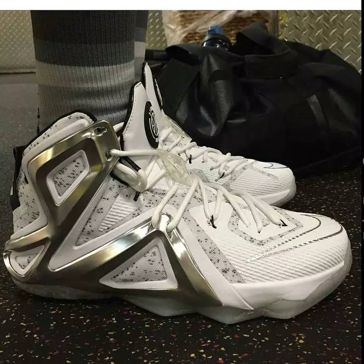 盘点2022年大牌畅销运动鞋,23年最值得买的运动鞋