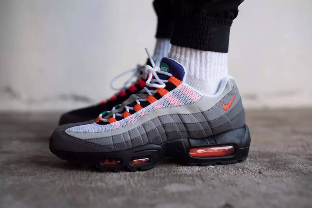 盘点2022年大牌畅销运动鞋,23年最值得买的运动鞋