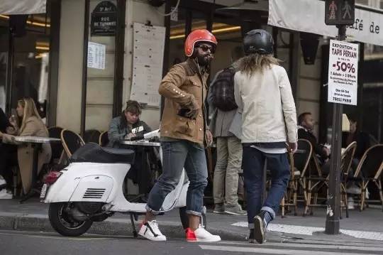 盘点2022年大牌畅销运动鞋,23年最值得买的运动鞋