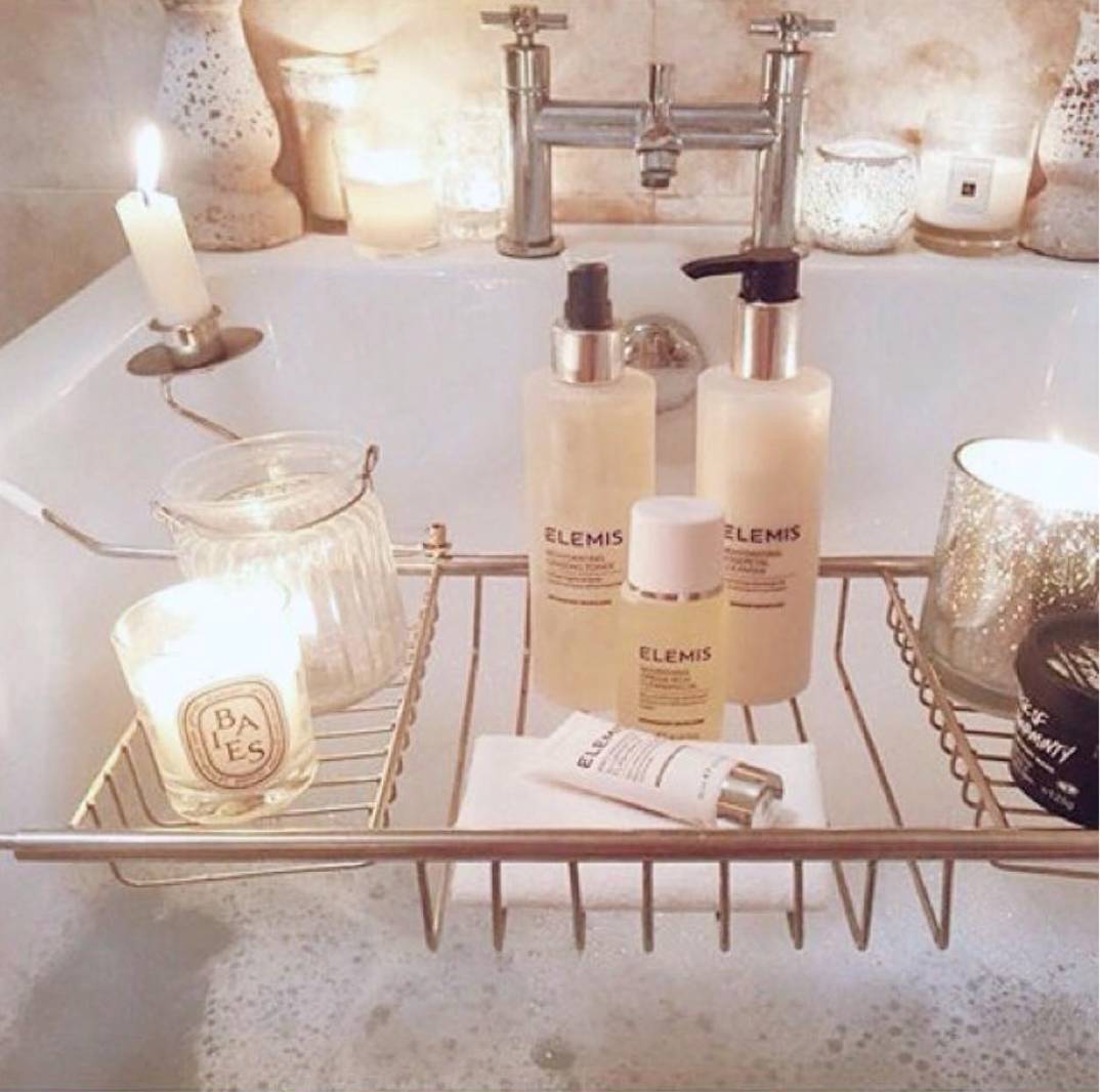 夏天脸爱出油怎么护肤,天热攻略