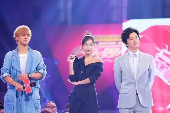 缃戠孩澶╀綉鐜板喌,缃戠孩澶╀綉鐪熷疄瑙嗛