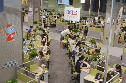 创新发展大数据，绘出聪颖城市新画卷！这些年，观山湖区大数据产业发展成绩如何？