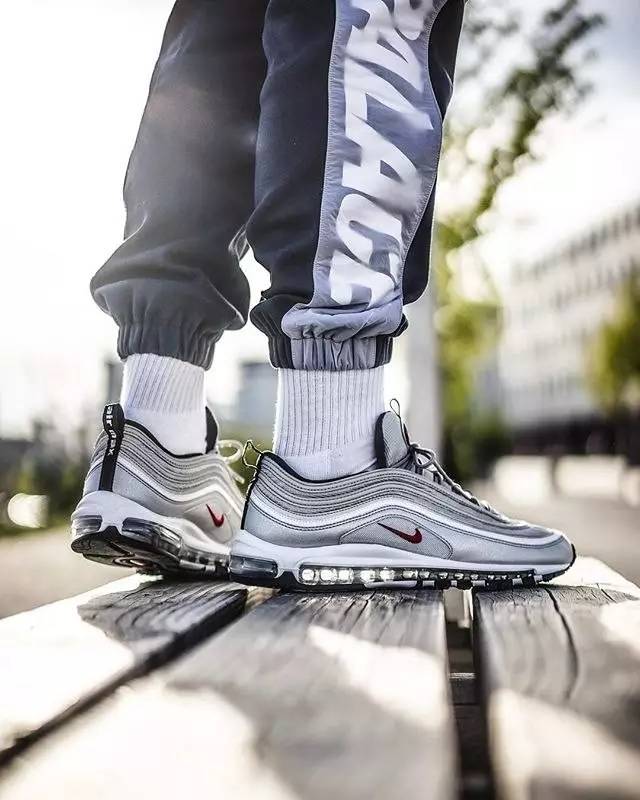 送aj给男朋友的惊喜,送aj给男朋友的意义