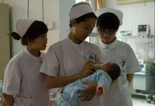 义诊活动送健康惠民服务暖人心,医院庆六一活动