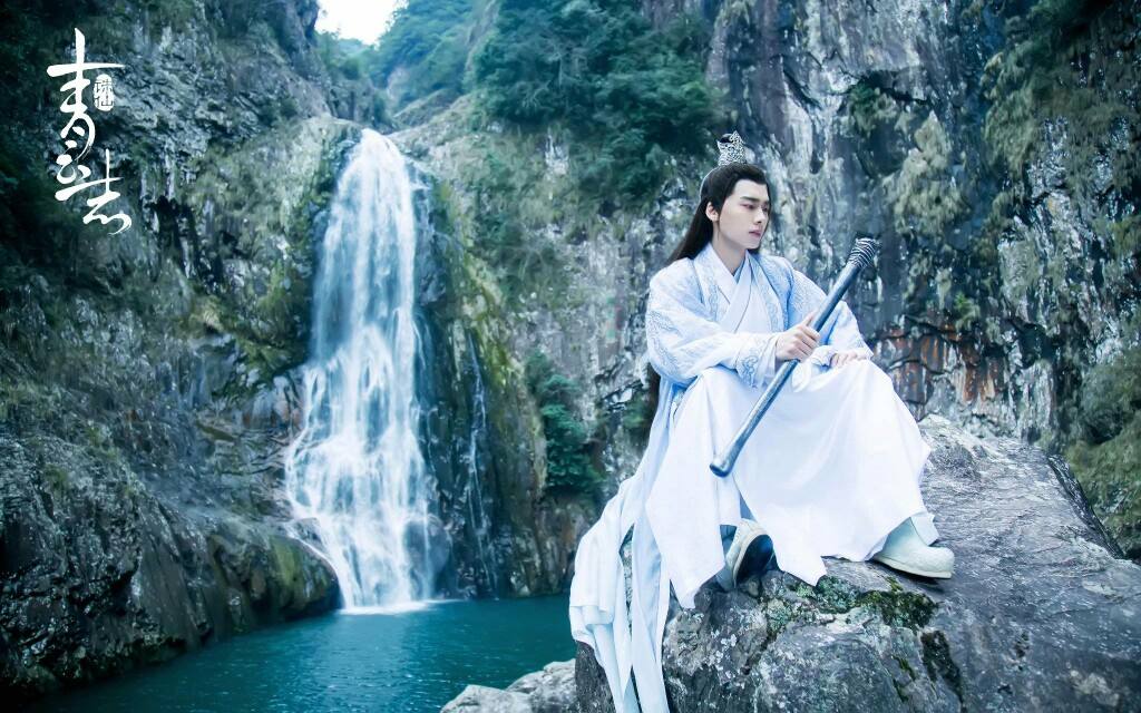 鹿晗李易峰杨洋,鹿晗李易峰照片结合