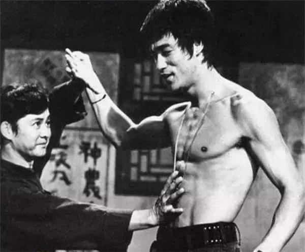 李小龙有几兄弟,李小龙几个兄弟姐妹