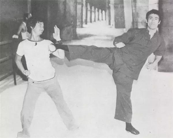 李小龙有几兄弟,李小龙几个兄弟姐妹