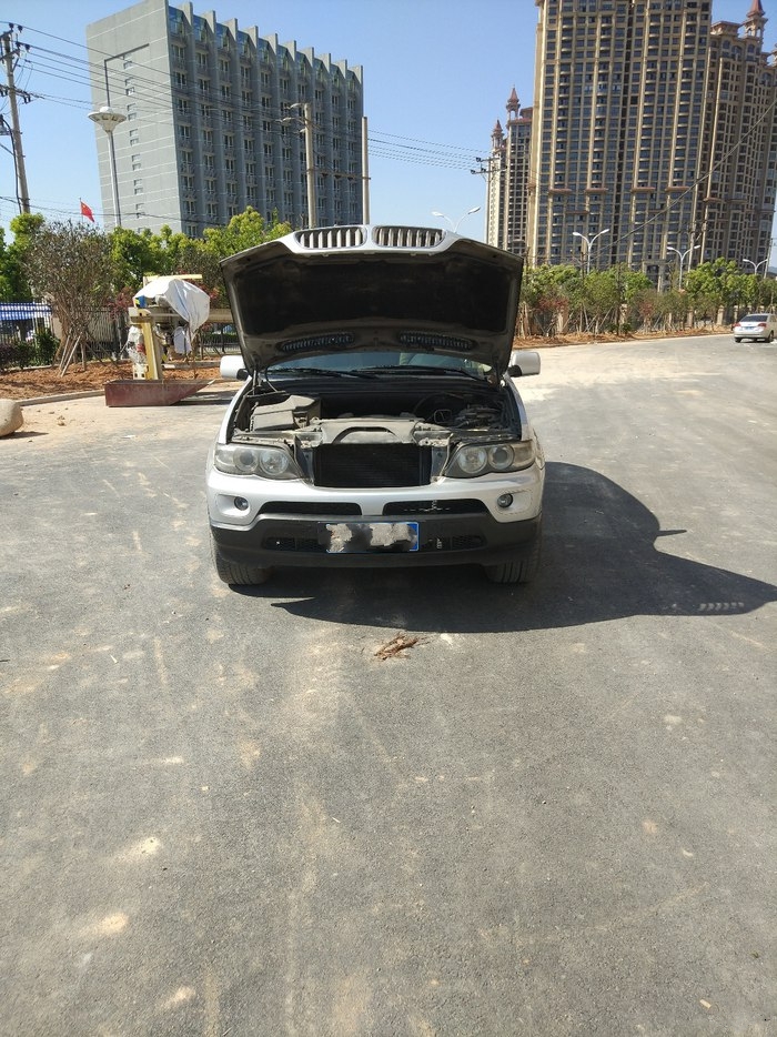 行驶了30万公里的宝马x5,买宝马x53.0t真实油耗多少