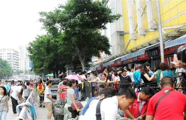 广州万佳服装批发市场衣服怎么样,南城跟万佳服装哪个品质更好