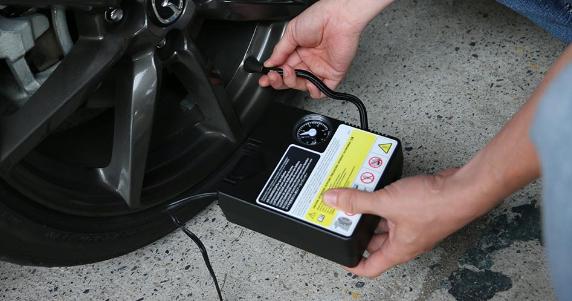 货车轮胎怎么打气最省油,汽车轮胎如何判断要不要打气