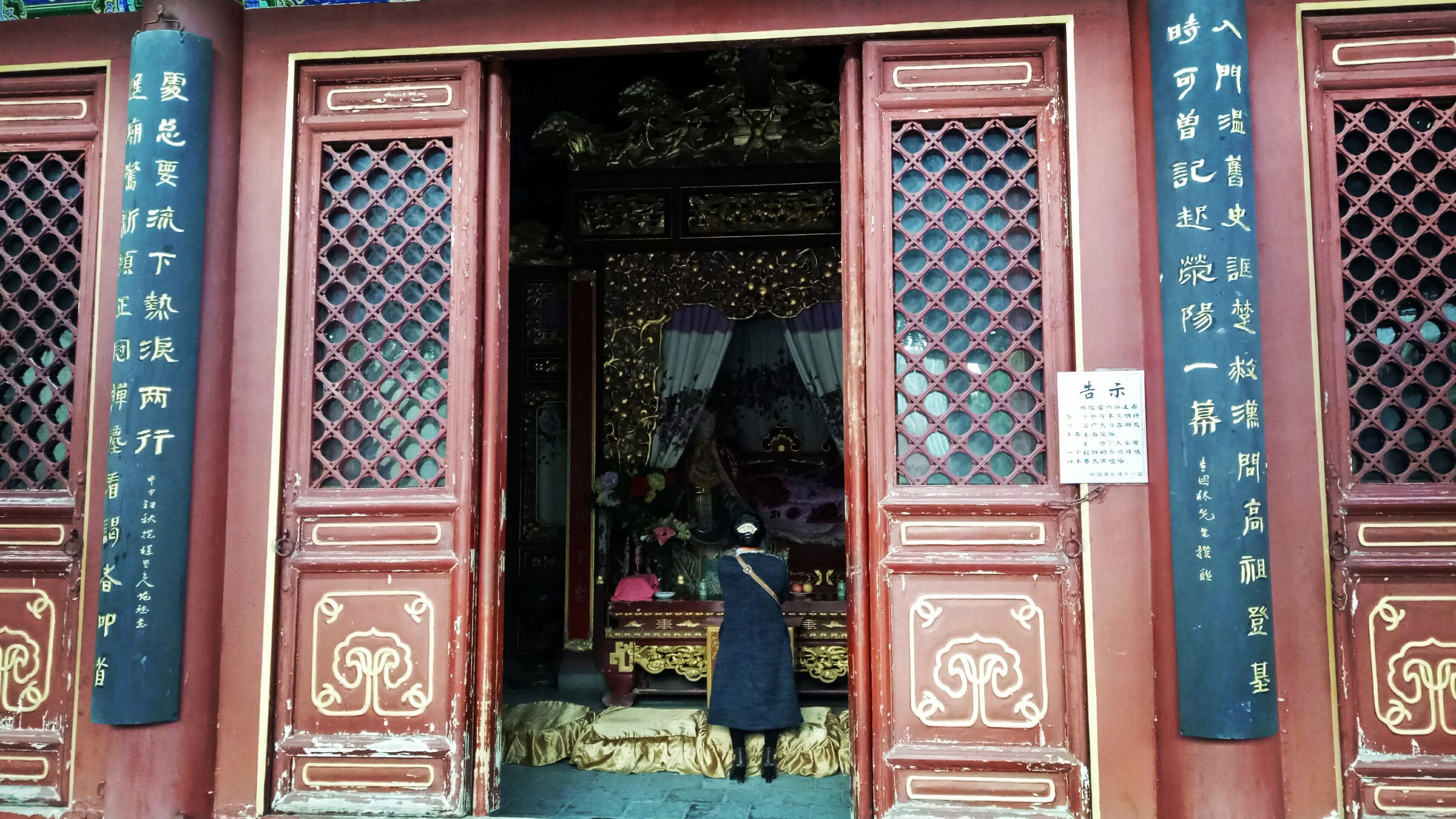 郑州市城隍庙有算卦的没有,郑州城隍庙算卦景象视频