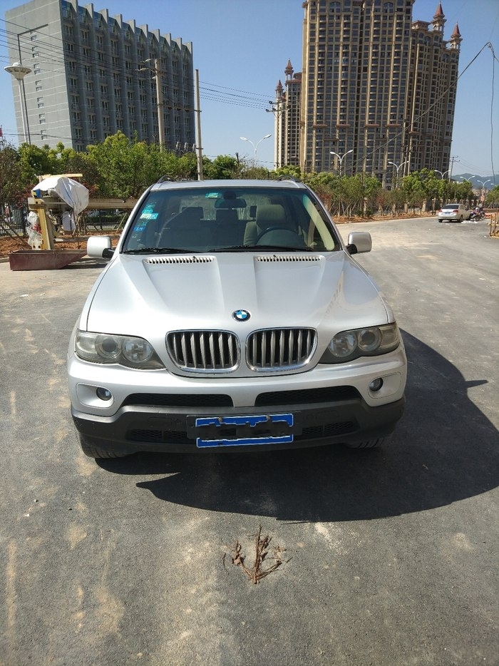 行驶了30万公里的宝马x5,买宝马x53.0t真实油耗多少