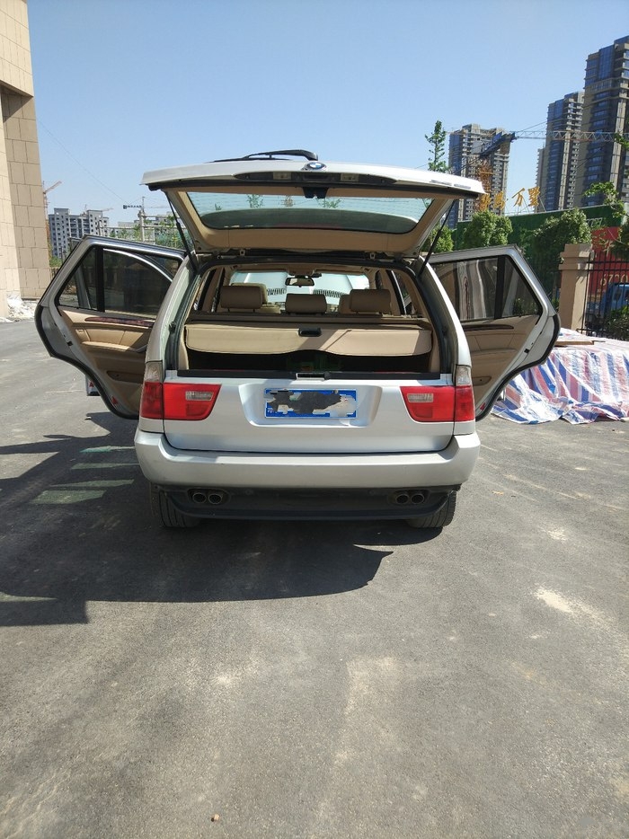 行驶了30万公里的宝马x5,买宝马x53.0t真实油耗多少